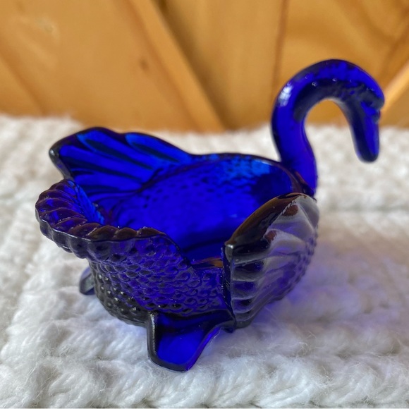 Vintage Small Cobalt Blue Glass Swan Trinket Bowl Dish Salt Cellar - Picture 2 of 11